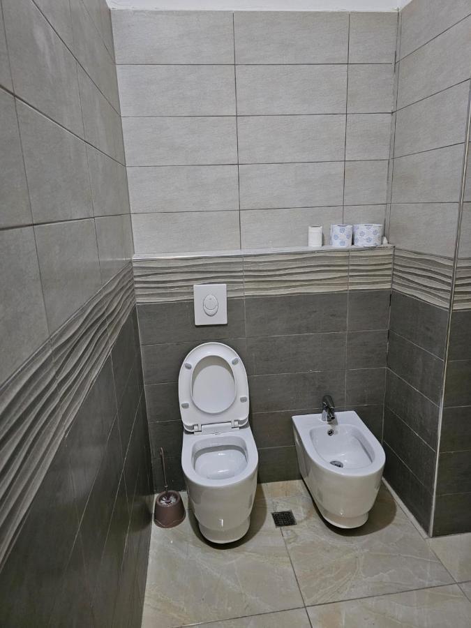 Vela Apartment Durrës Buitenkant foto